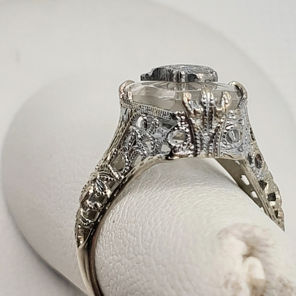 STUNNING VINTAGE 14k Art deco shield camphor ring - Picture 5 of 12